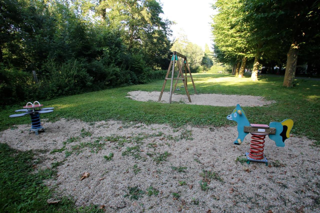 Camping L'Ilot Du Chail Sansais المظهر الخارجي الصورة